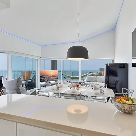 Spectacular Penthouse - View